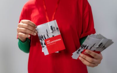 Choosing the Right Paper for Your Flyer: A Graphic Designer’s Guide